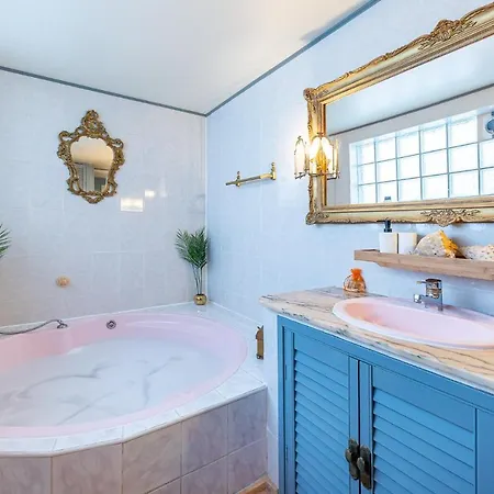797 Rentals- Pertuch- Increible Con Vista Y Piscina Vila *